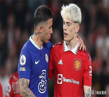 Báo M.u Muốn Mua Tài Năng Trung Tuyển Hà Lan Của Valencia, Có Thể Cạnh Tranh Với Juventus Trong Kỳ Chuyển Nhượng Mùa Đông